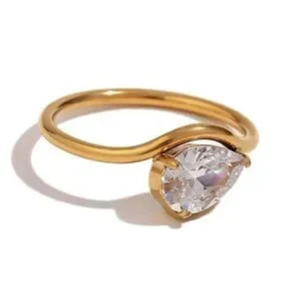 18K Gold Water Drop Round Zircon Ring Minimalist size 7, 8